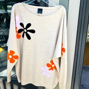 Aaeda Women’s Sweater Size Large. Tan with black, orange, and pink flowers